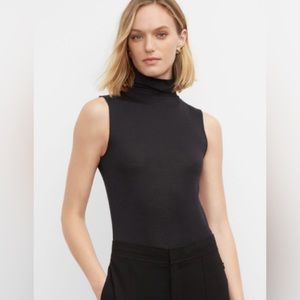 Club Monaco black sleeveless turtleneck large